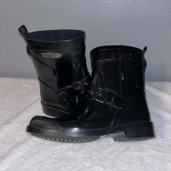 COACH 6.5 WOMEN RAIN BOOTS - Picture 9 of 9